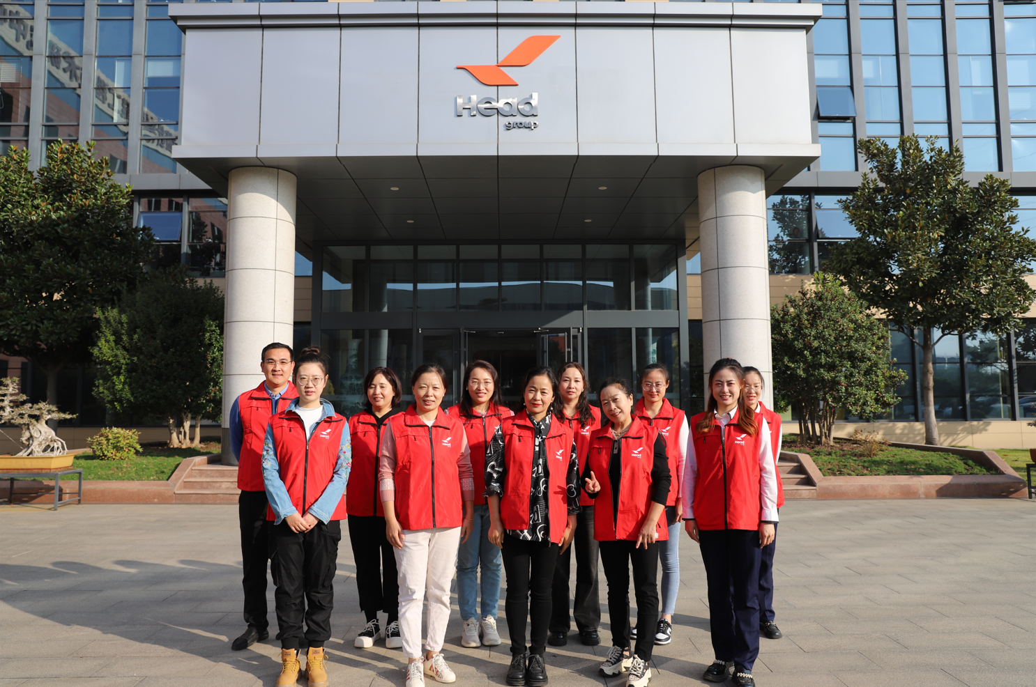 赫達集團開展志愿者重陽節敬老、愛老志愿服務活動